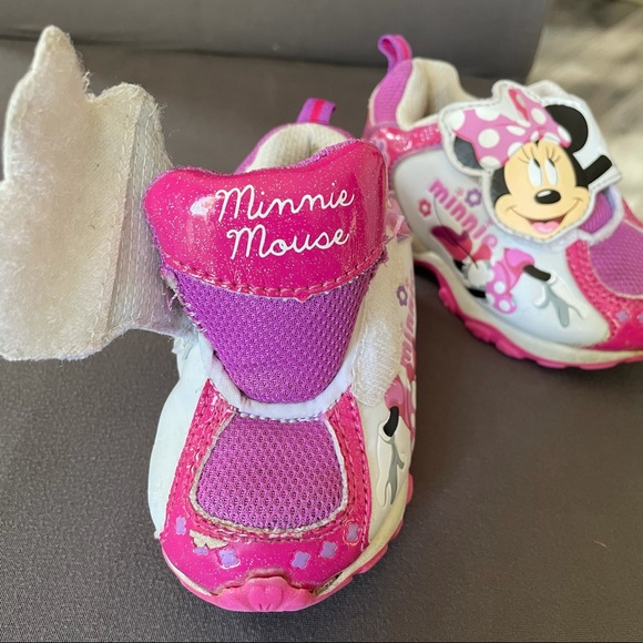DisneyJunior Minnie Mouse Running Shoes Kids - Picture 8 of 11